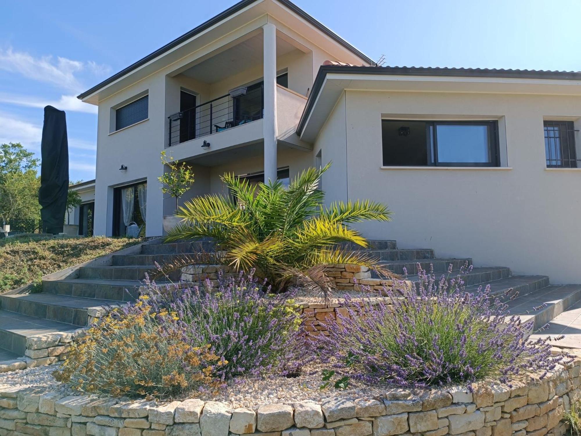 Maison contemporaine Saint-Privat-de-Champclos Extérieur photo