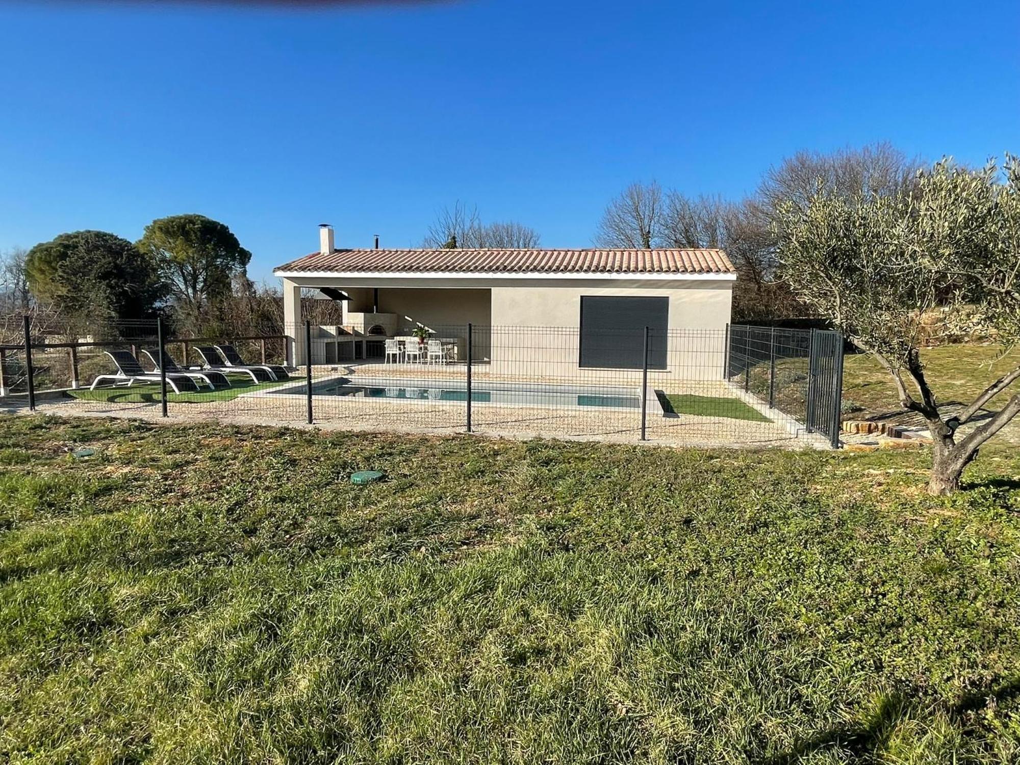 Maison contemporaine Saint-Privat-de-Champclos Extérieur photo