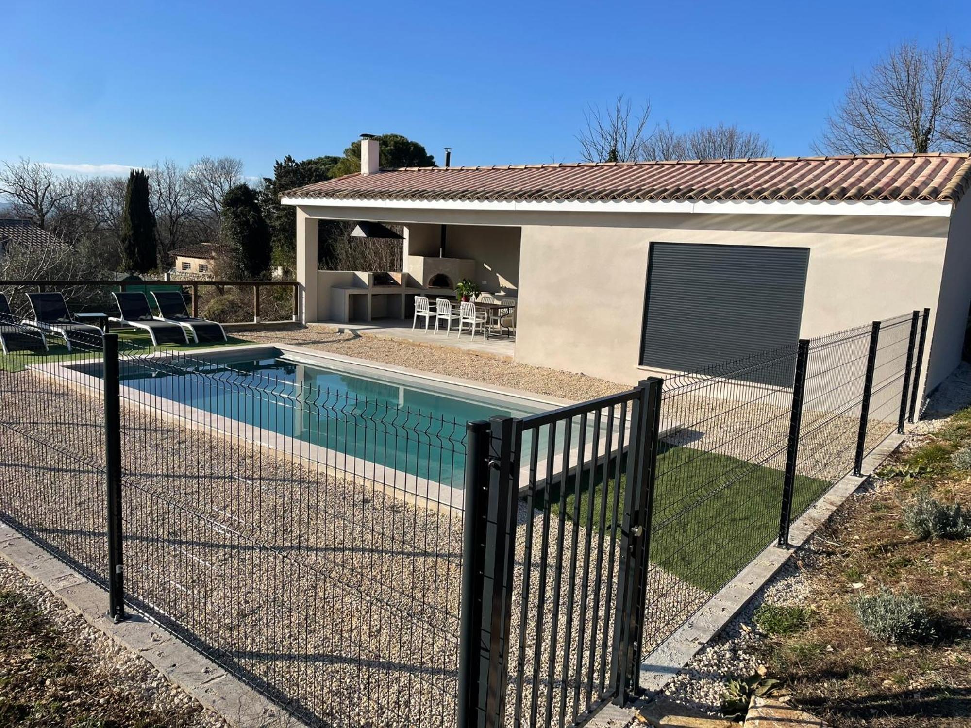 Maison contemporaine Saint-Privat-de-Champclos Extérieur photo